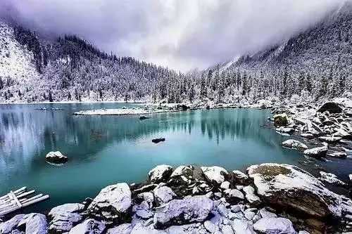 冬天的然乌湖，才是天堂