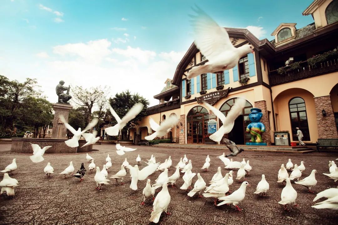 东部华侨城携抗疫医务工作者畅游山海